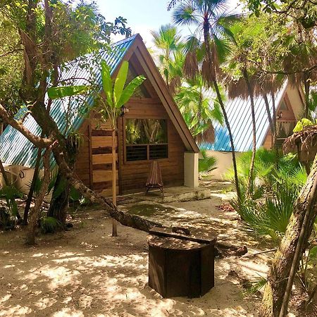 Kin Resort Lodge Maya Beach Екстер'єр фото