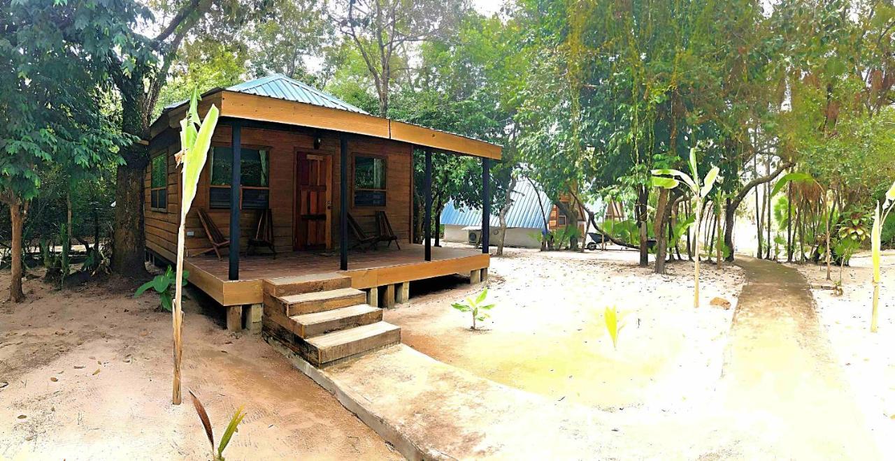 Kin Resort Lodge Maya Beach Екстер'єр фото