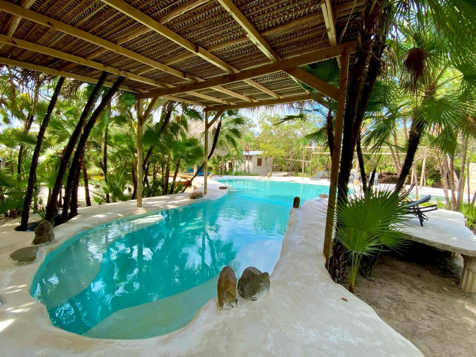 Kin Resort Lodge Maya Beach Екстер'єр фото