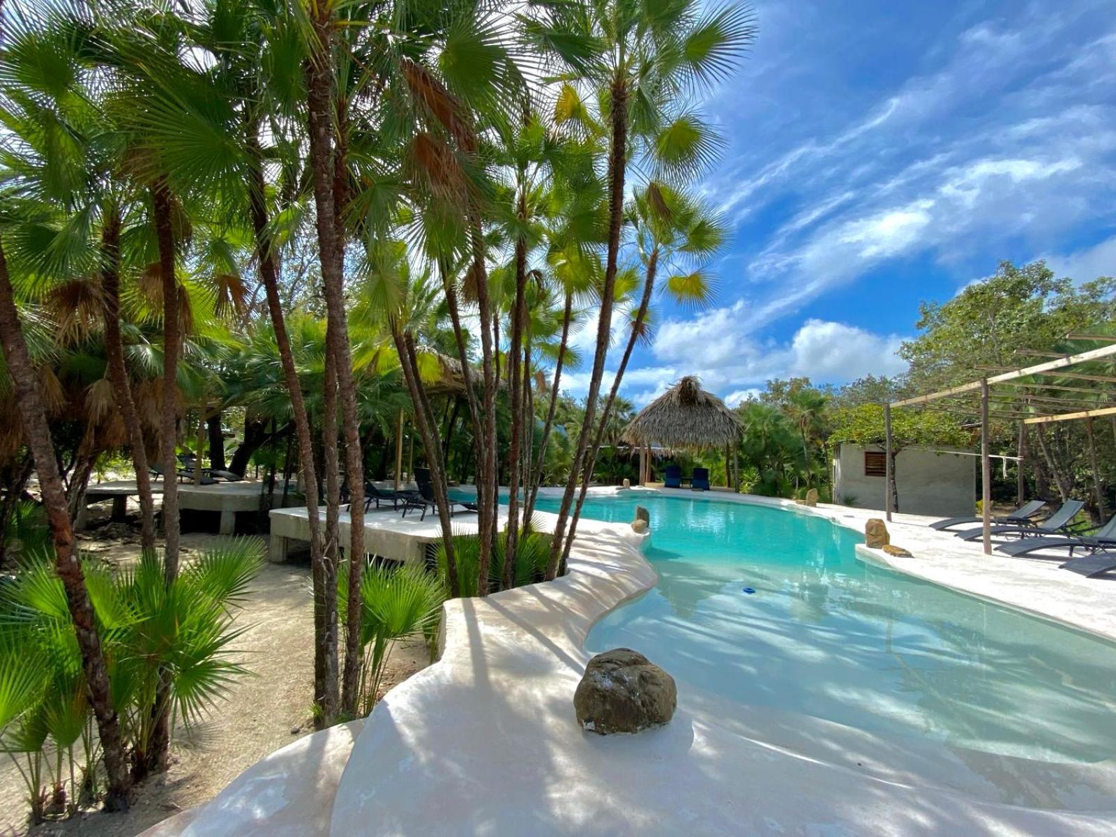 Kin Resort Lodge Maya Beach Екстер'єр фото
