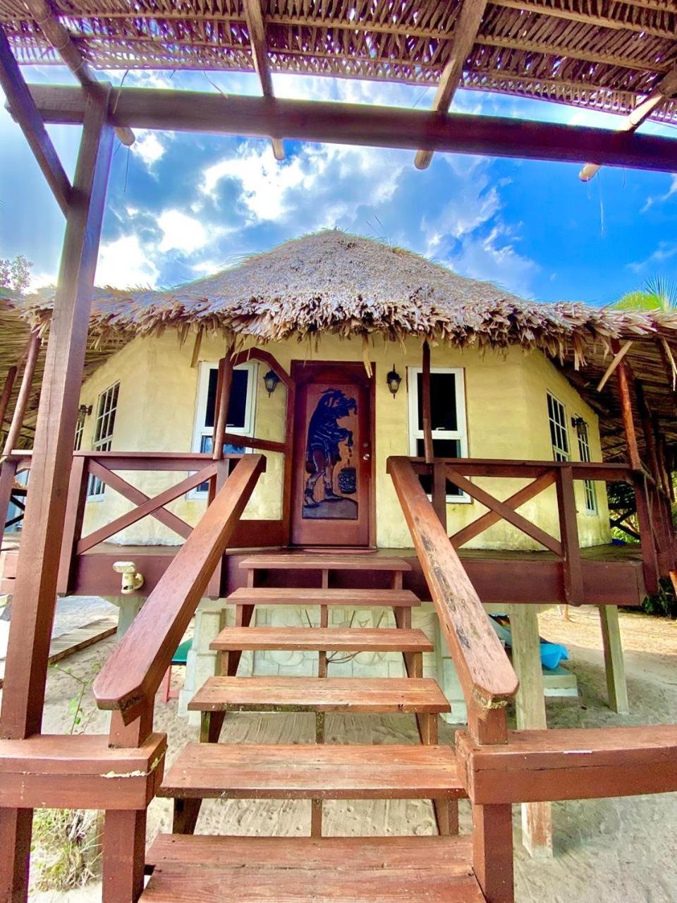 Kin Resort Lodge Maya Beach Екстер'єр фото