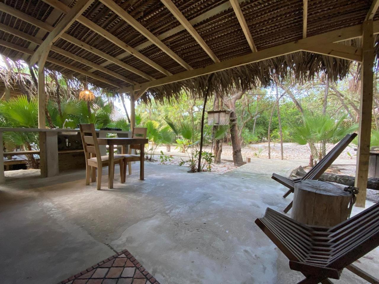 Kin Resort Lodge Maya Beach Екстер'єр фото